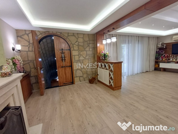 CASA PREMIUM MIROSLAVA , 250MP UTILI, 5 CAMERE, BECI, 2 GAR 