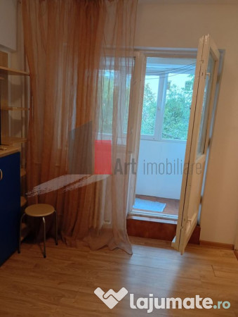 Garsoniera Capat tramvai 41 