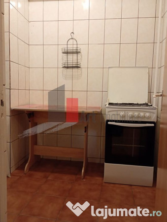 Garsoniera Capat tramvai 41 