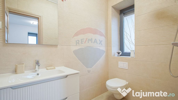 Casă premium cu 270 mp utili, 7 camere ,curte generoasă... 