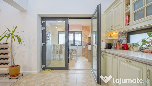 Casă premium cu 270 mp utili, 7 camere ,curte generoasă... 