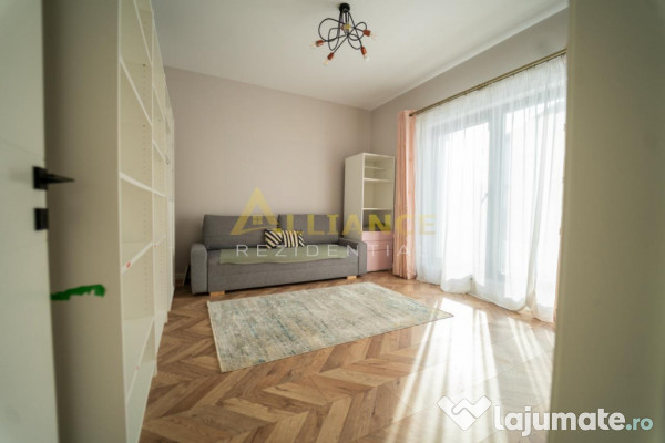 Mobilat#259;/Utilat#259; - Vila P 1E | 550mp teren | asfalt 