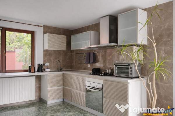 Vila in view panoramic Drumul Poienii, Brasov, 