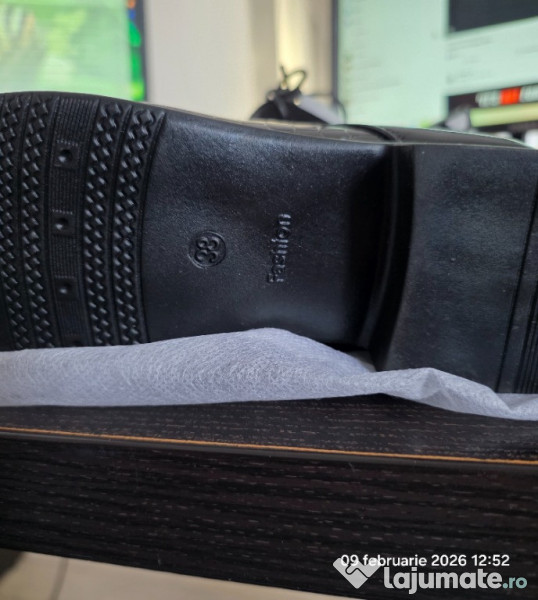 Pantofi de gală noi marimea 38 