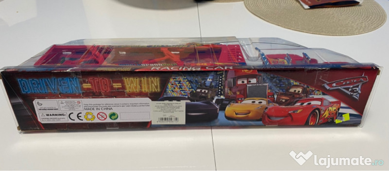 Set 6 Masinute Fulger McQueen și Prietenii + camionul Fulger 