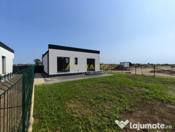 Casa Individuala - 3 camere - 2 bai - 356 mp teren