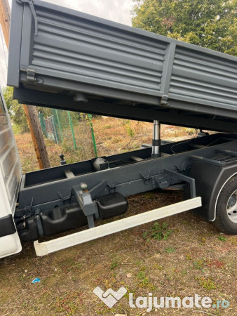 Iveco Daily 65C15, Euro 5, AC, 2998 cmc, 150 CP, basculare pe 3 parti 