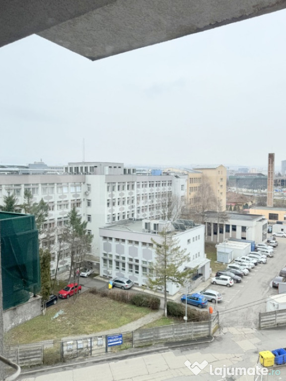 Apartament 1 camera tip studio - zona Clujana- Piata 1 Mai , 