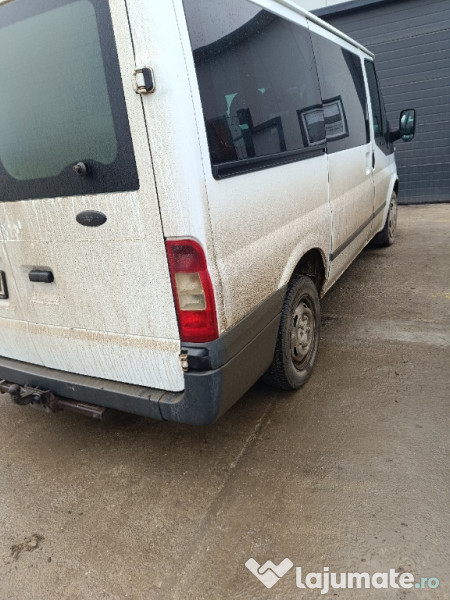 Ford transit 8+1 