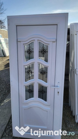 Usi termopan noi pictate vitrate fumuri