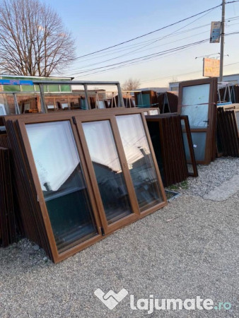 Ferestre termopan stejar auriu de la pretul afisat
