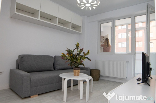 Apartament 3 camere ansamblu rezidential 