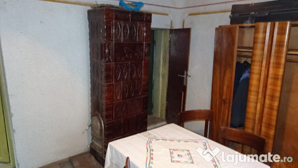 Casa curte si gradina in Branisca (la 15 Km de Deva)