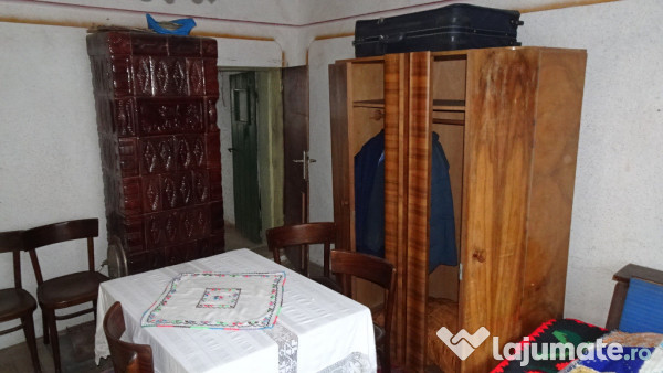 Casa curte si gradina in Branisca (la 15 Km de Deva)