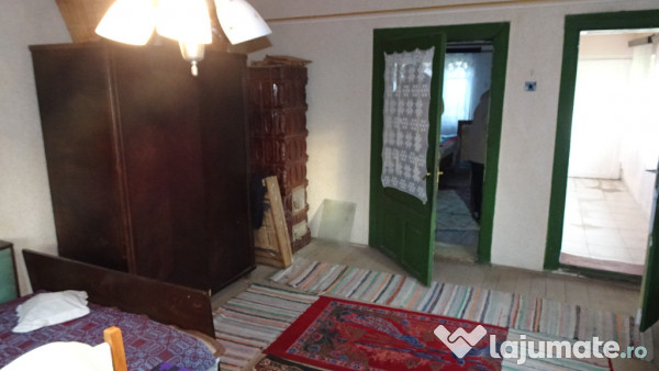 Casa curte si gradina in Branisca (la 15 Km de Deva)