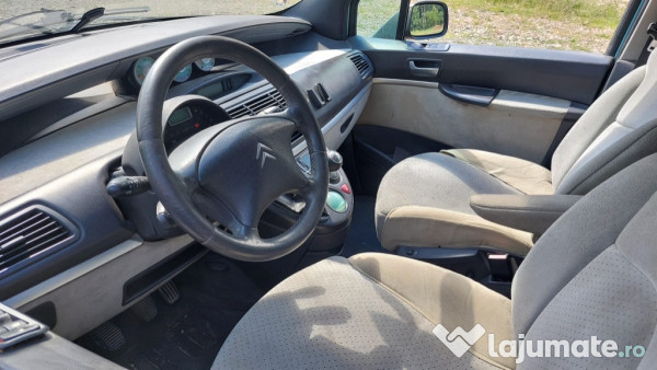 Citroen C8, 2007. motorina,7 locuri-rate cu buletinul 