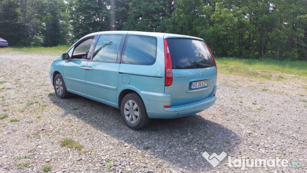 Citroen C8, 2007. motorina,7 locuri-rate cu buletinul 