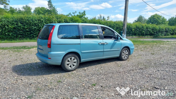Citroen C8, 2007. motorina,7 locuri-rate cu buletinul 