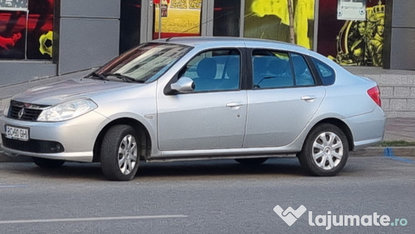 Renault Clio 2013 pe benzina 