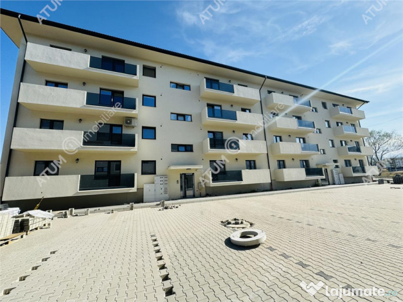 Apartament nou 3 camere 2 bai balcon parcare zona Dna Stanca 