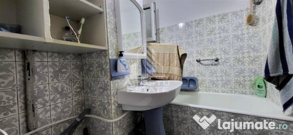 Apartament 3 camere, decomandat, etaj intermediar, zona G... 