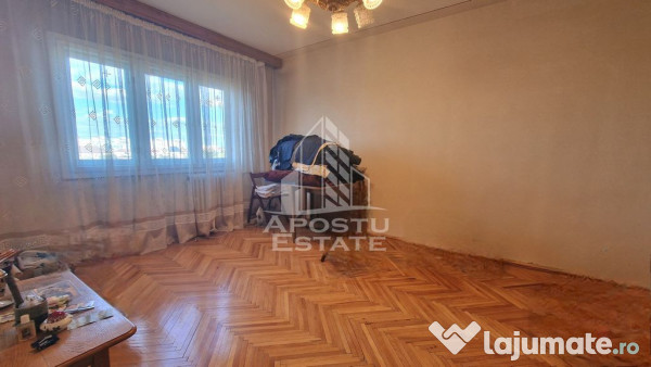 Apartament 3 camere, decomandat, etaj intermediar, zona G... 