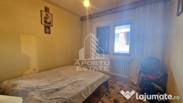 Apartament 3 camere, decomandat, etaj intermediar, zona G... 