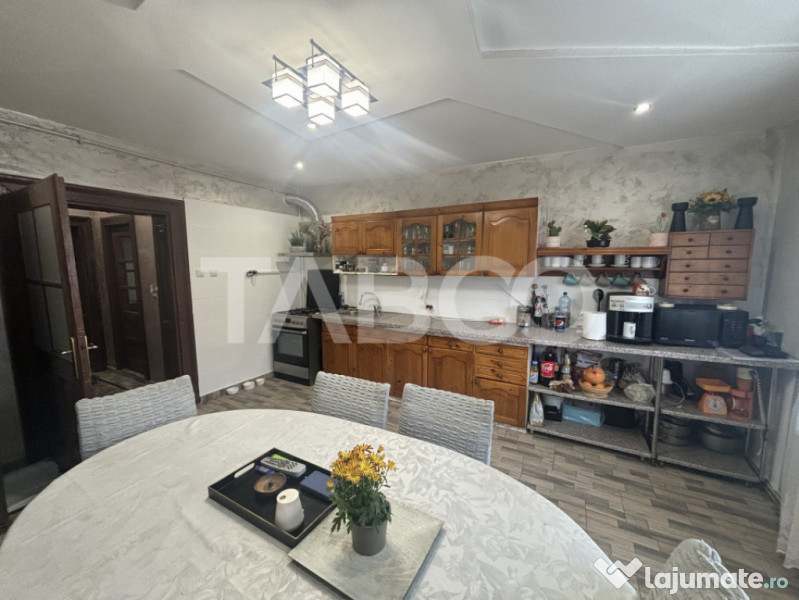 Casa individuala 150mp utili Sura Mare zona deosebita 