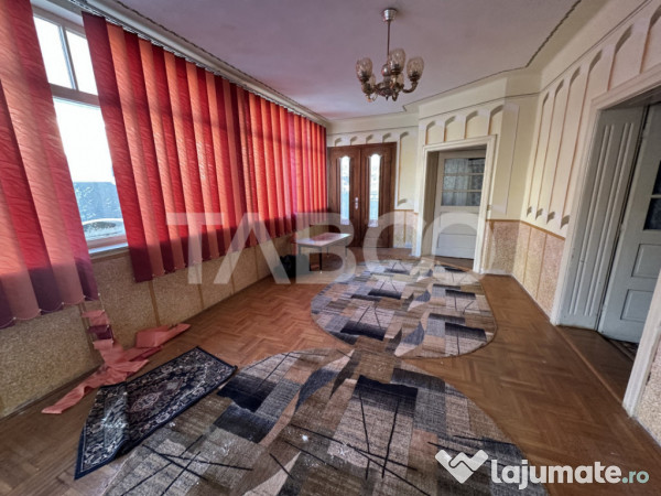 Casa cu potential de investitie 280 mp utili teren liber 206 
