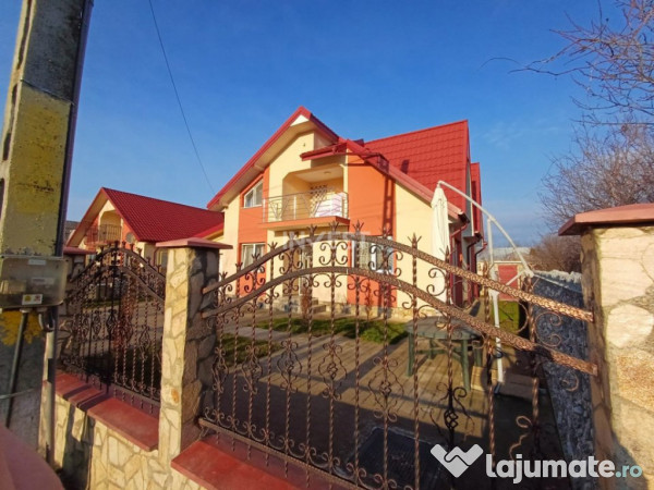 CASA CU 4 CAMERE , BECI SI GARAJ , 825MP TEREN , VOINESTI 