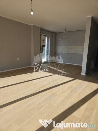 Apartament 3 camere, situat in bloc nou, Zona Dacia 