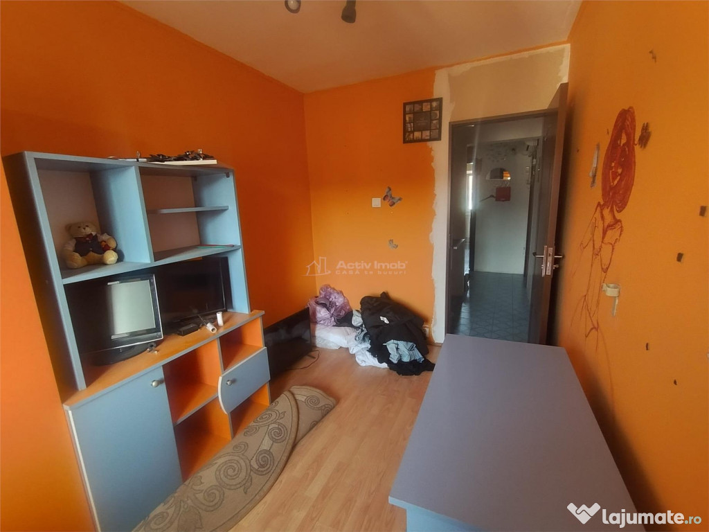 Caransebes, 3 Cam., Decom.,Zona Pipirig 