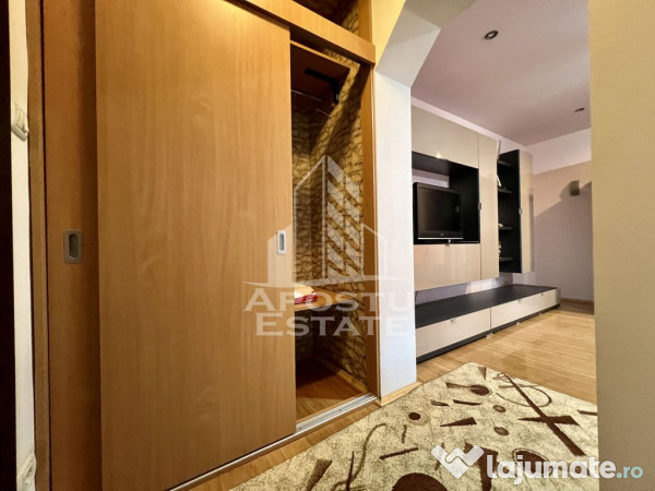 Apartament 2 camere, semidecomandat zona Podgoria. 
