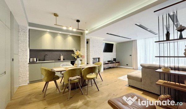 Terase generoase cu vederea spre padure 