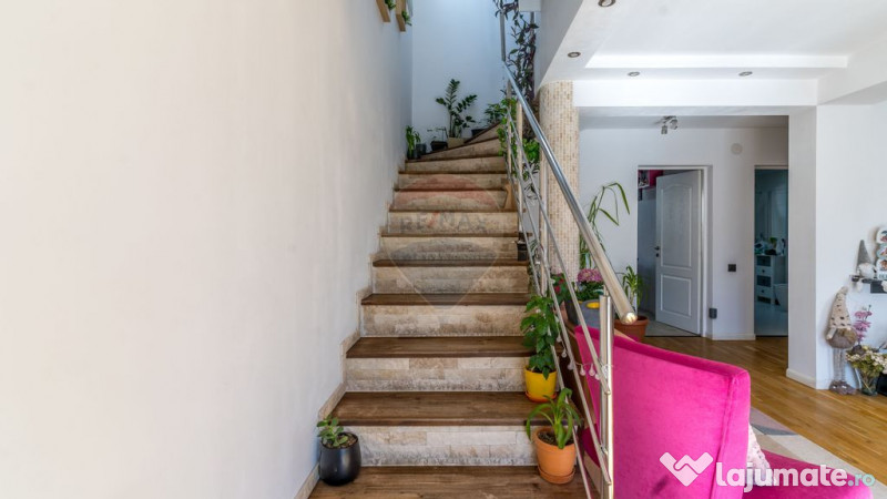 Casa de vanzare, 6 camere, zona Baciu, 175 mp util 