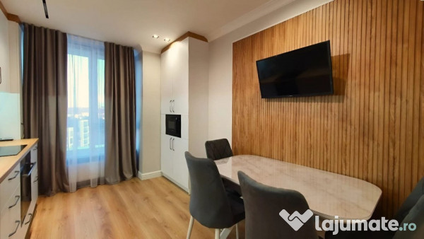 Oferim spre inchiriere un apartament situat in zona Carierei 