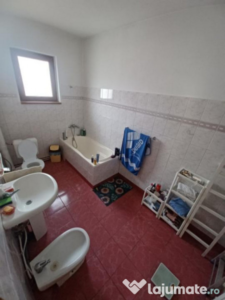 VILA(P 1), zona Centru-Vechi, Caramida, MERITA VAZUTA! 