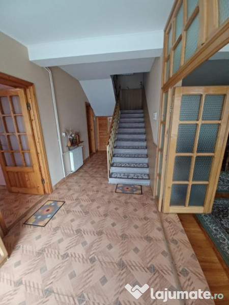 VILA(P 1), zona Centru-Vechi, Caramida, MERITA VAZUTA! 