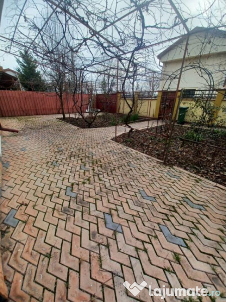 VILA(P 1), zona Centru-Vechi, Caramida, MERITA VAZUTA! 