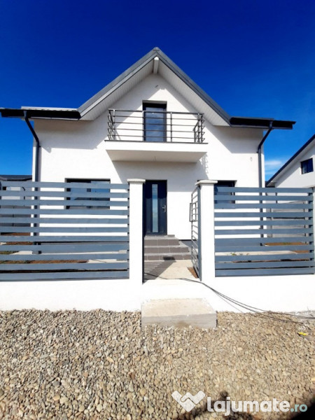 Vila individuala 4 CAMERE/600 M de BLV./Com.Berceni/COMISION 0 %