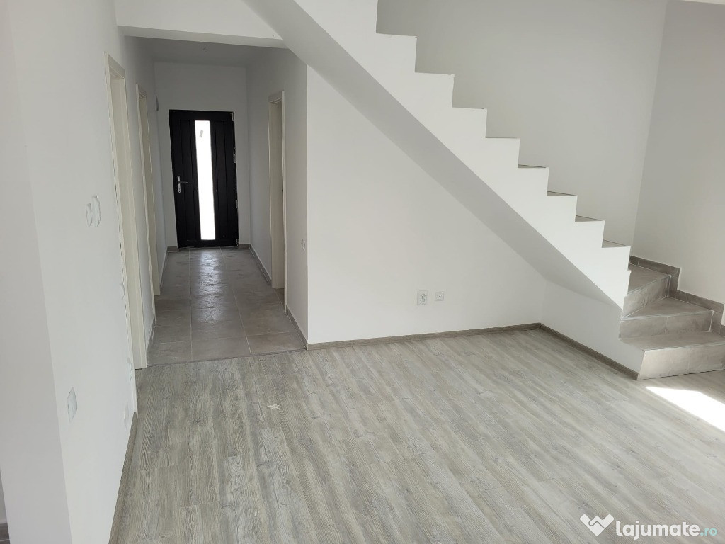 Vila individuala 4 CAMERE/600 M de BLV./Com.Berceni/COMISION 0 %