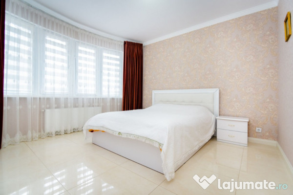 De inchiriat 2 camere in zona Tractorul