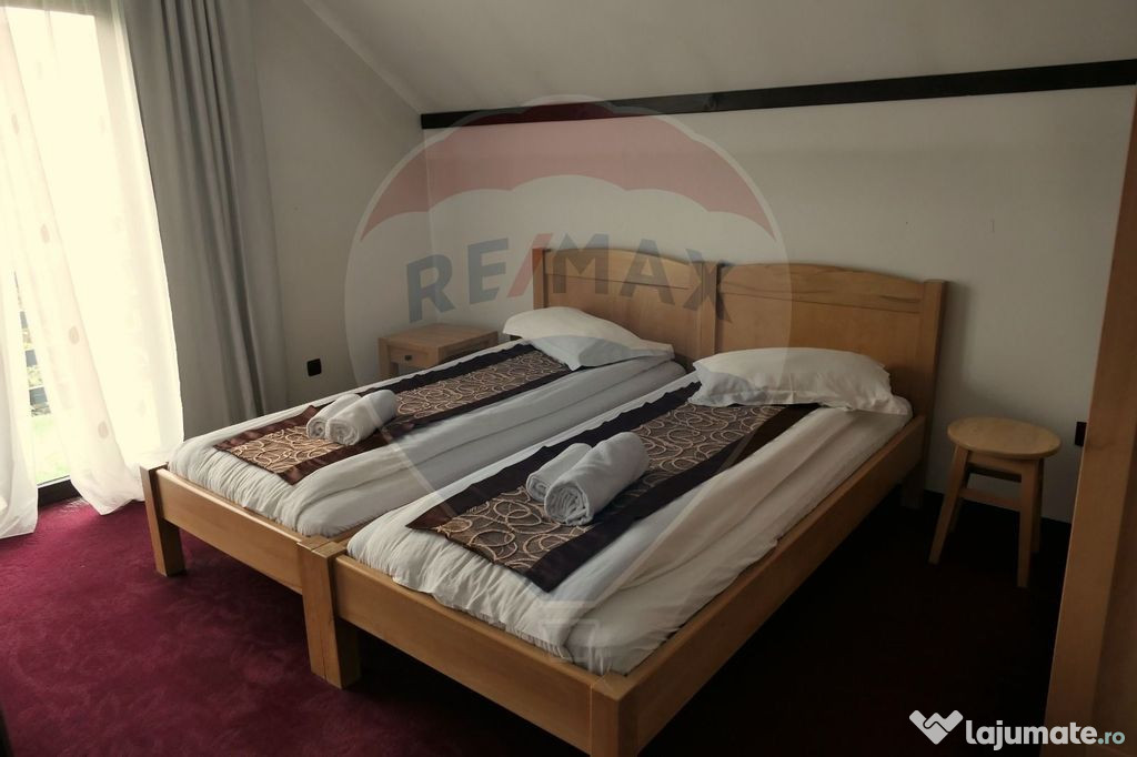 Vilă cu 10 camere de vânzare în zona Centrala 
