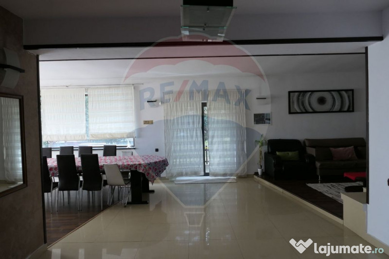 Vilă cu 10 camere de vânzare în zona Centrala 