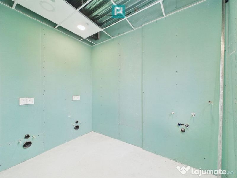 Hală Modernă, în zona Aeroport – 949 mp Utili