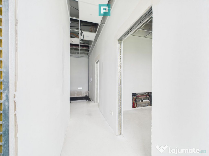 Hală Modernă, în zona Aeroport – 949 mp Utili