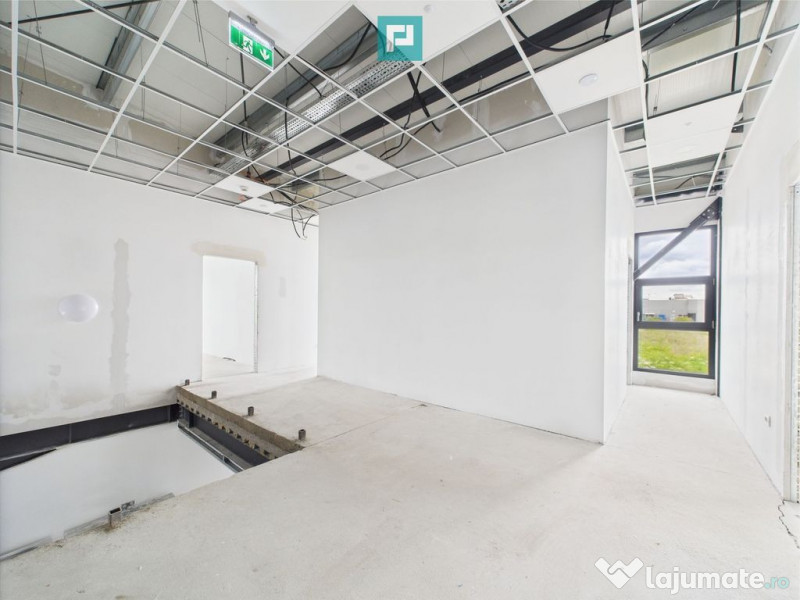 Hală Modernă, în zona Aeroport – 949 mp Utili