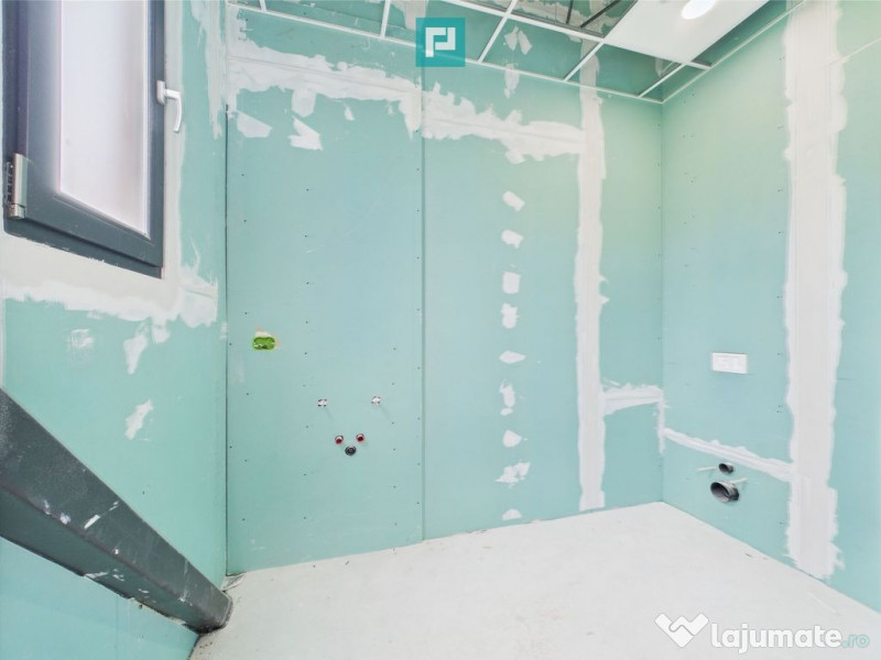 Hală Modernă, în zona Aeroport – 949 mp Utili