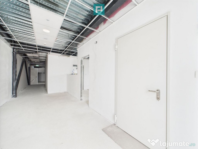 Hală Modernă, în zona Aeroport – 949 mp Utili