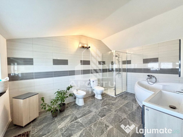 Casa individuala cu 5 camere pe 3 nivele, in Sanandrei